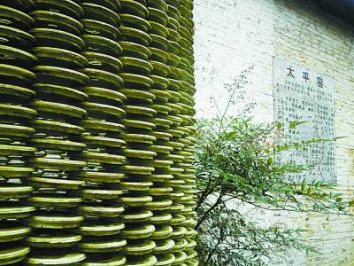 點(diǎn)圖查看下一頁 探訪景德鎮(zhèn)最重要的陶瓷文化旅游區(qū)古窯(組圖)(4)