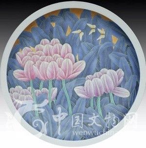 作品名稱(chēng):郁金香 現(xiàn)收藏于藏樂(lè)閣當(dāng)代名家陶瓷藝術(shù)館